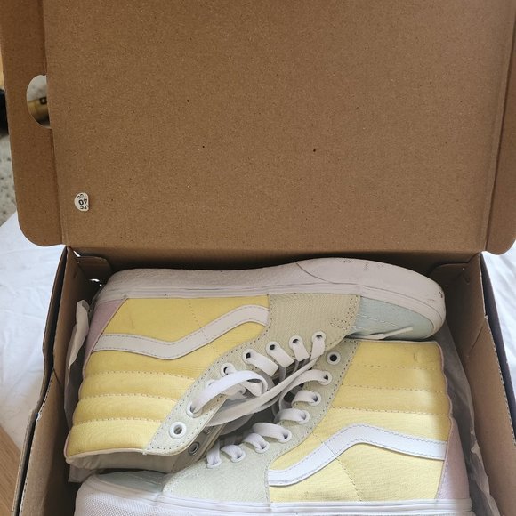 Discontinued Vans SK8-Hi sneakers in pastel color block - Picture 11 of 14